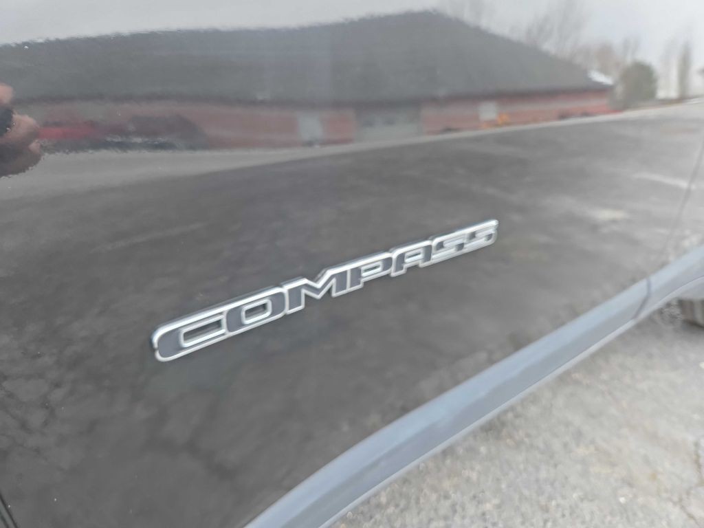 2018 Jeep Compass Image 31