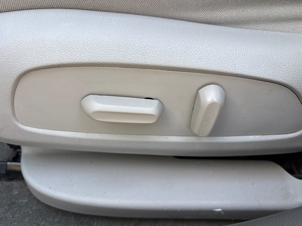 2018 Chevrolet Cruze Image 12