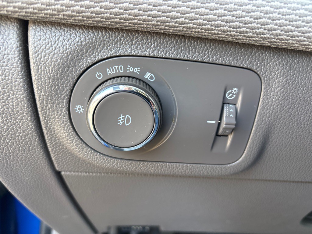 2018 Chevrolet Cruze Image 14