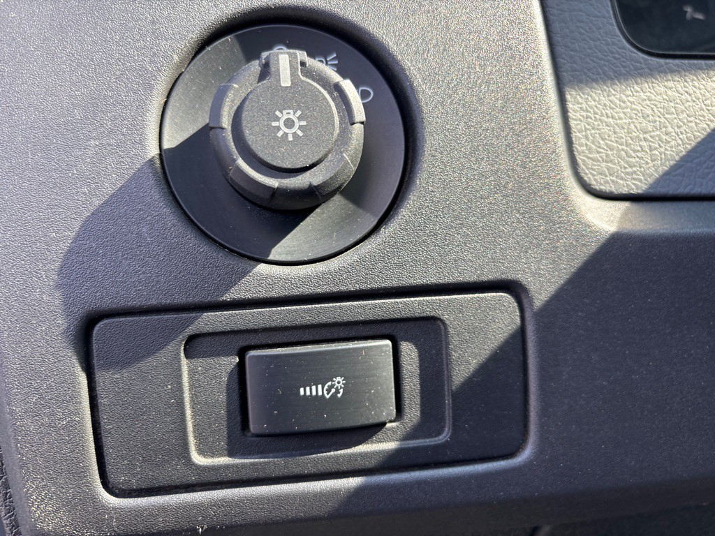 2011 Ford F-150 Image 9