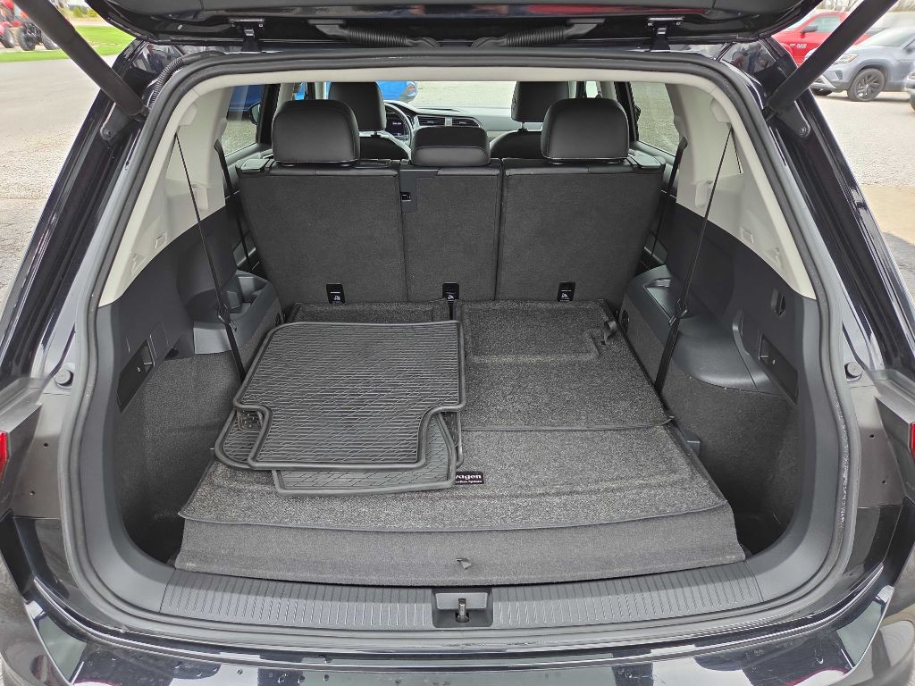 2021 Volkswagen Tiguan Image 12