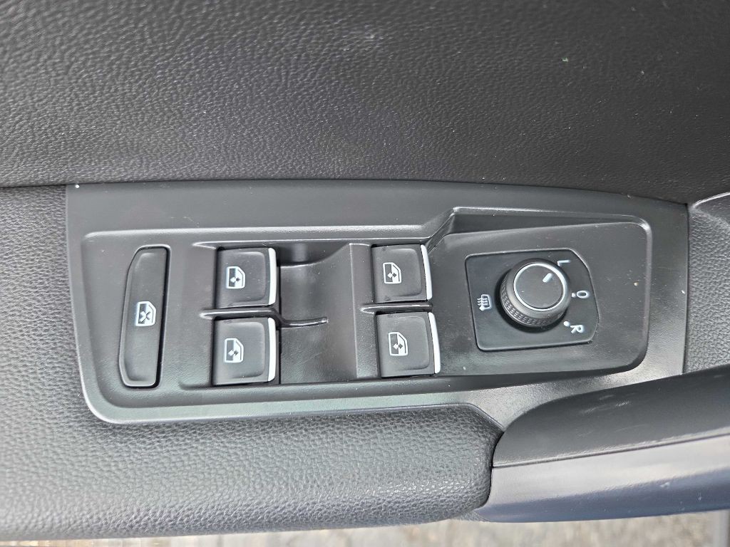 2021 Volkswagen Tiguan Image 14