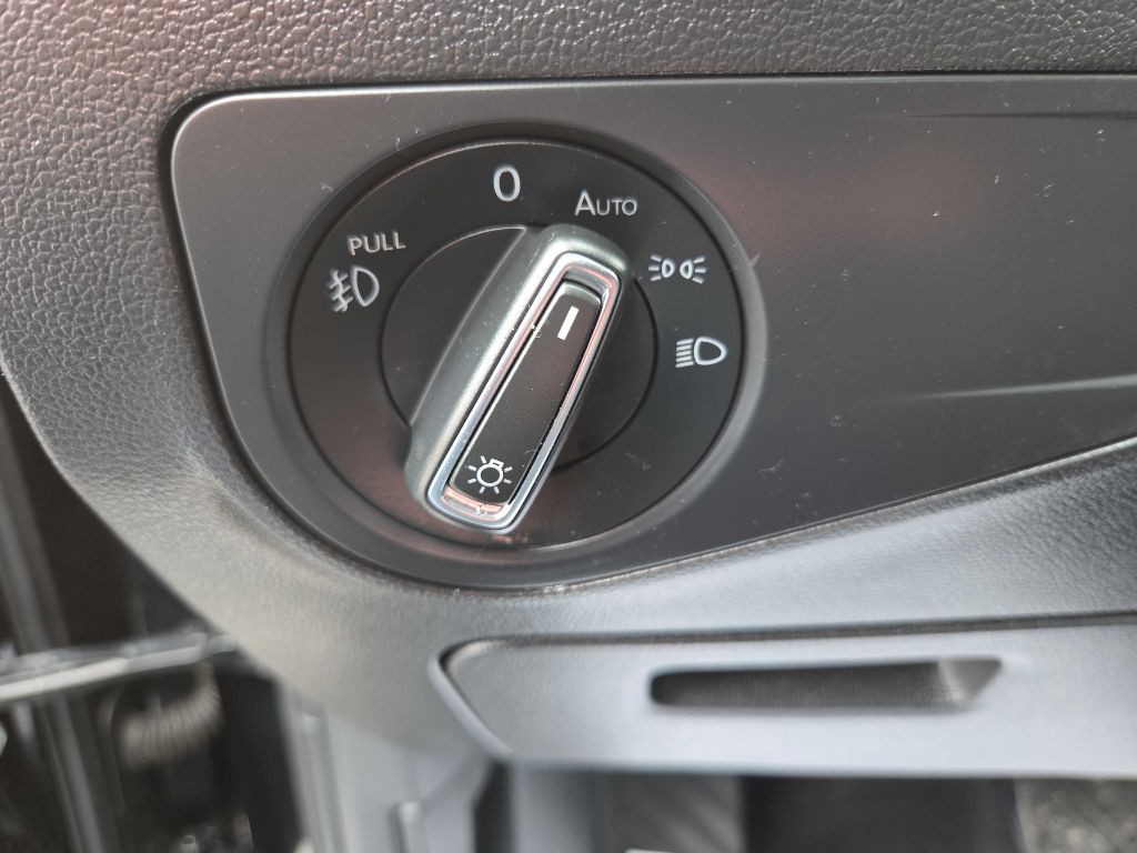 2021 Volkswagen Tiguan Image 17