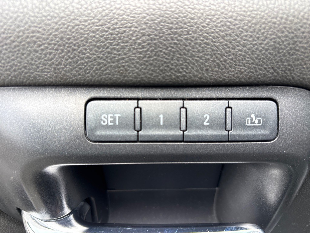 2014 GMC Sierra Image 14