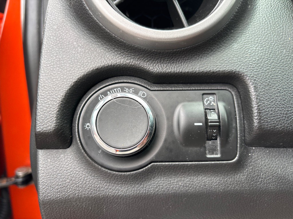 2015 Chevrolet Trax Image 16