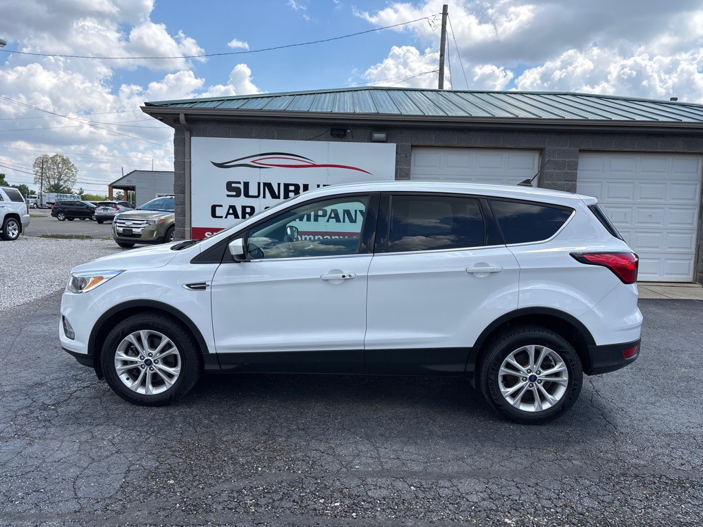 2019 Ford Escape Image 1