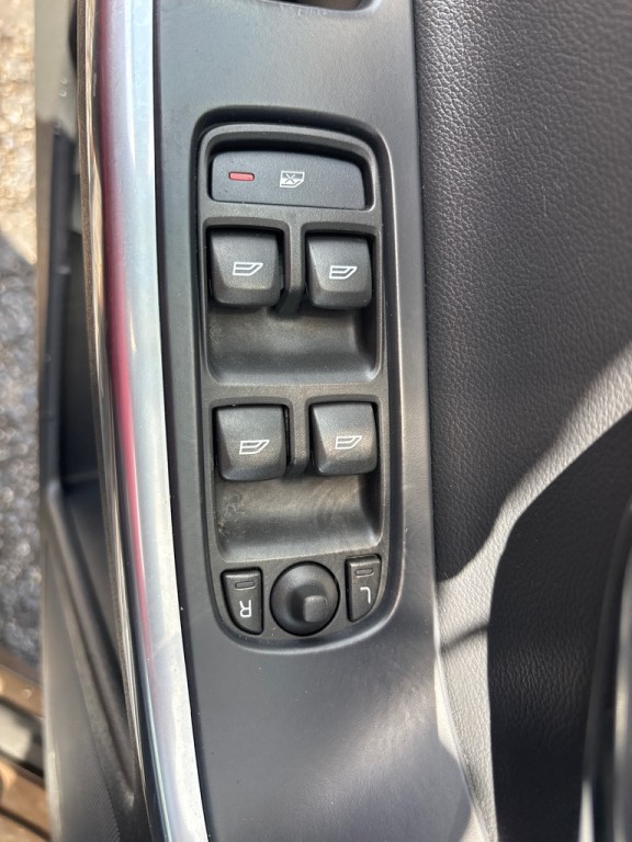 2015 Volvo XC60 Image 14