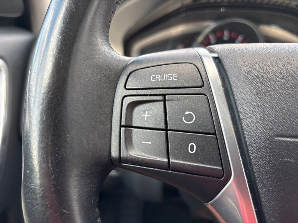 2015 Volvo XC60 Image 17