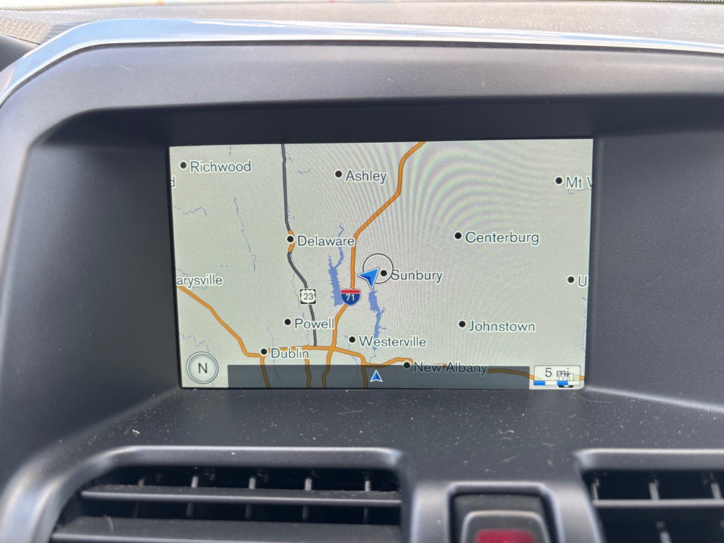 2015 Volvo XC60 Image 21