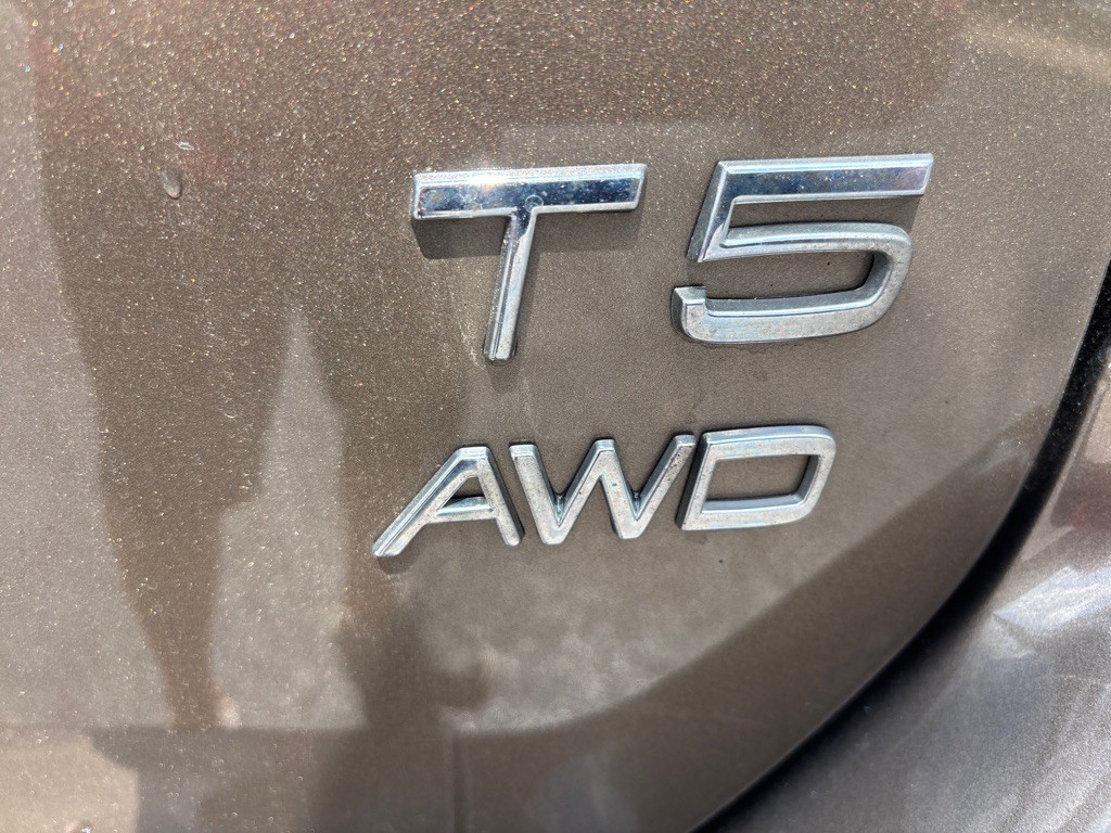 2015 Volvo XC60 Image 29