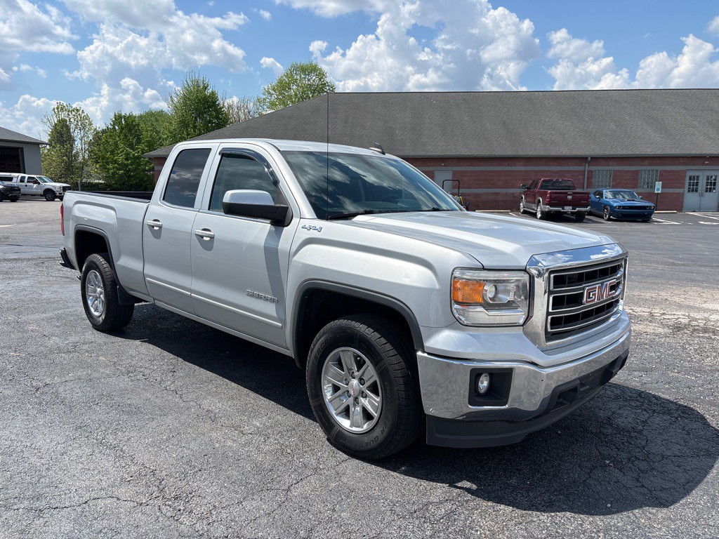 2015 GMC Sierra Image 4