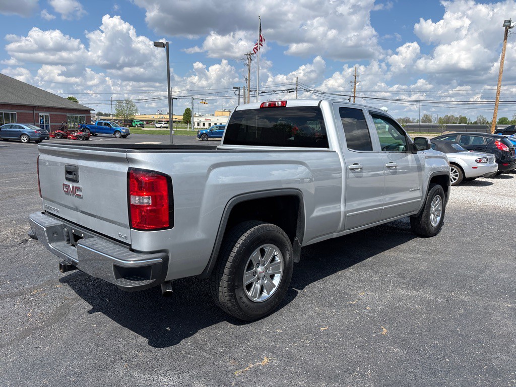 2015 GMC Sierra Image 5