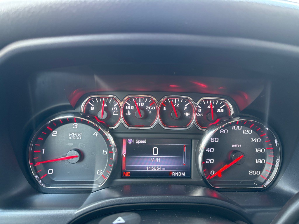 2015 GMC Sierra Image 16