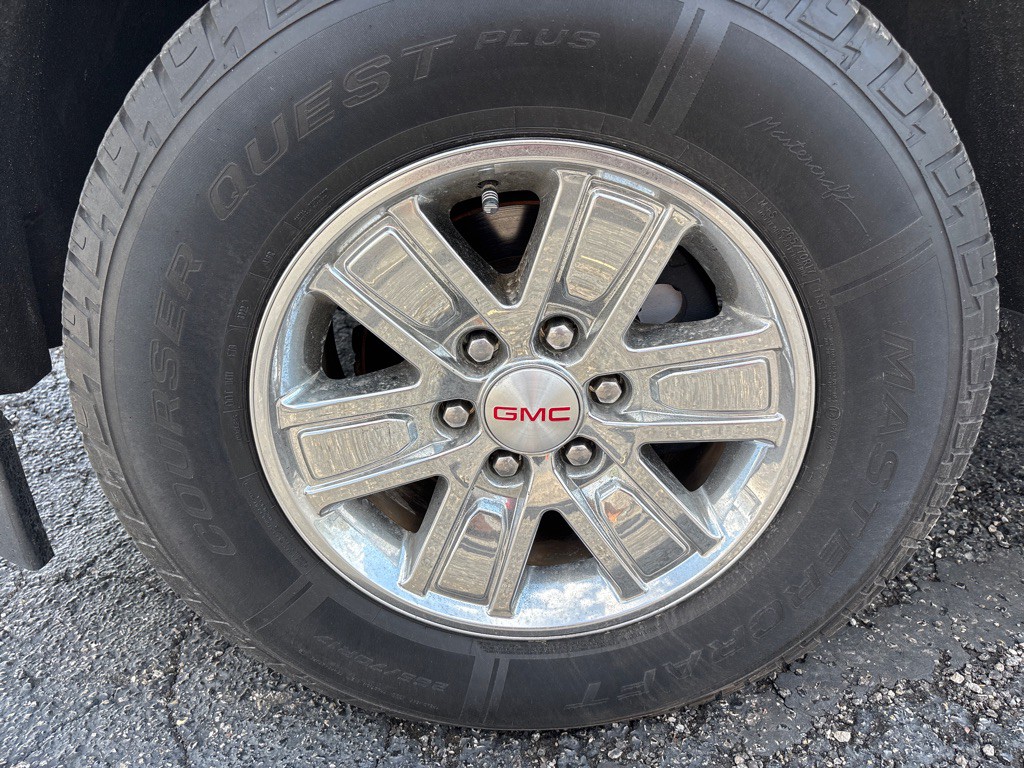 2015 GMC Sierra Image 26