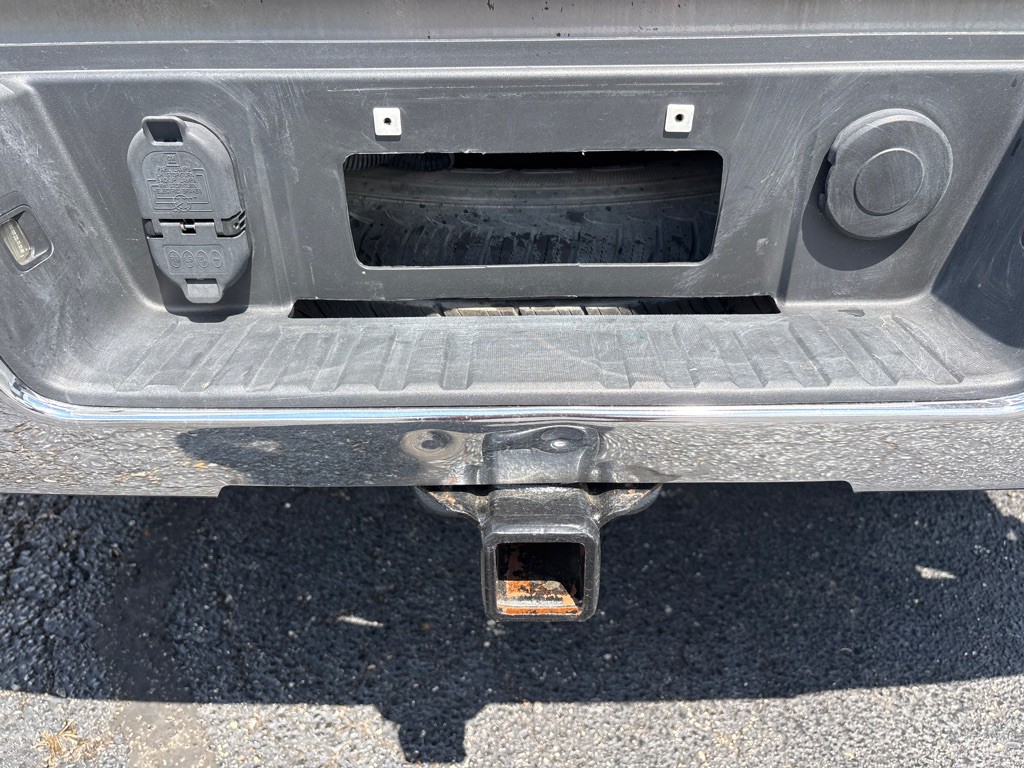 2015 GMC Sierra Image 30