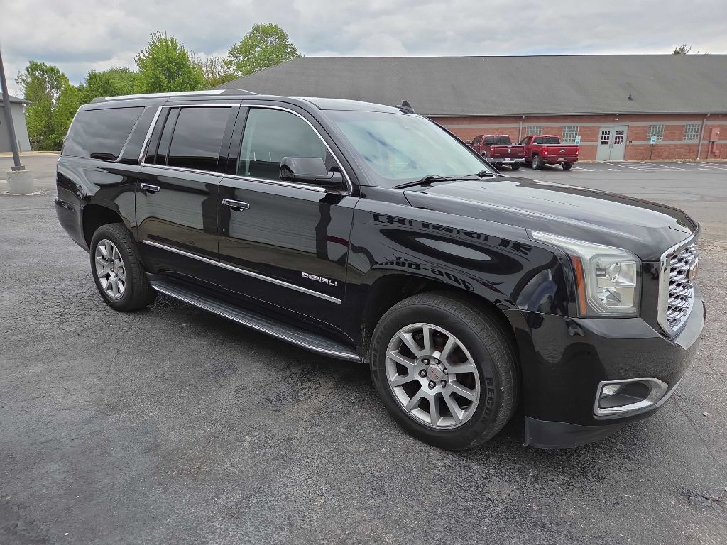 2020 GMC Yukon Image 4