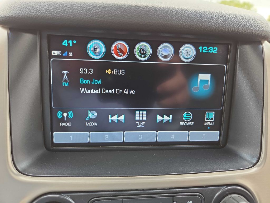 2020 GMC Yukon Image 26