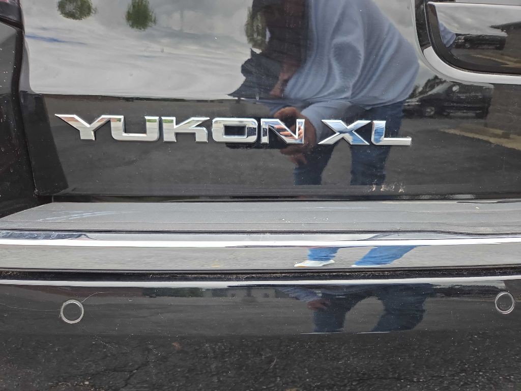 2020 GMC Yukon Image 41