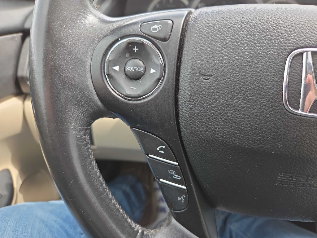 2015 Honda Accord Image 20
