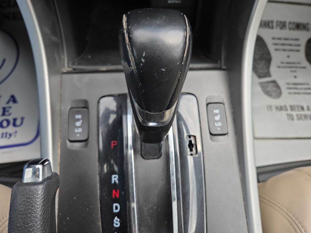 2015 Honda Accord Image 30