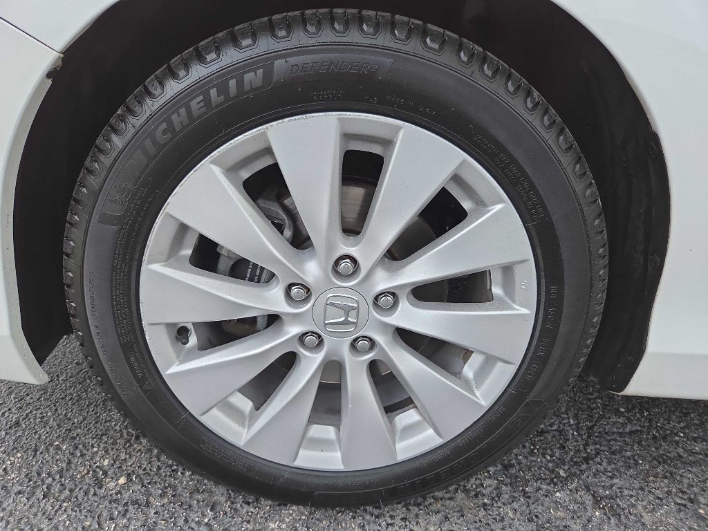 2015 Honda Accord Image 34