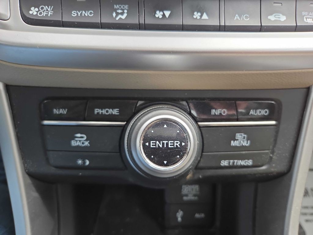 2015 Honda Accord Image 29