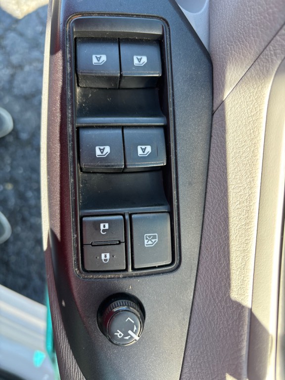 2017 Toyota Sienna Image 15
