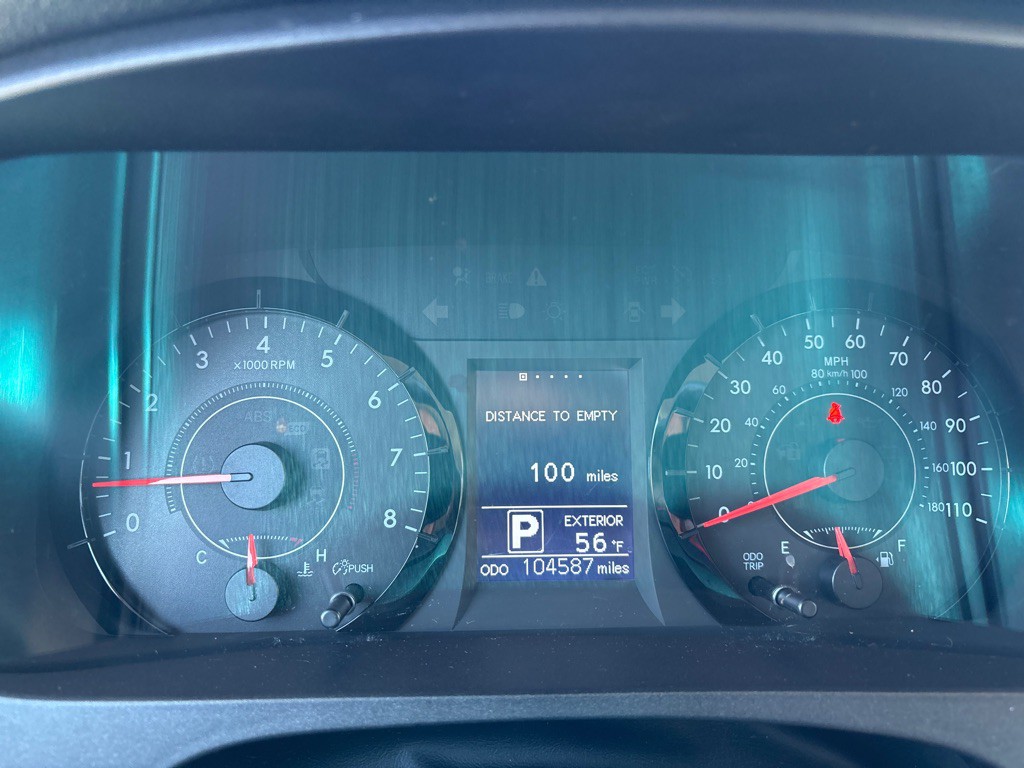 2017 Toyota Sienna Image 17