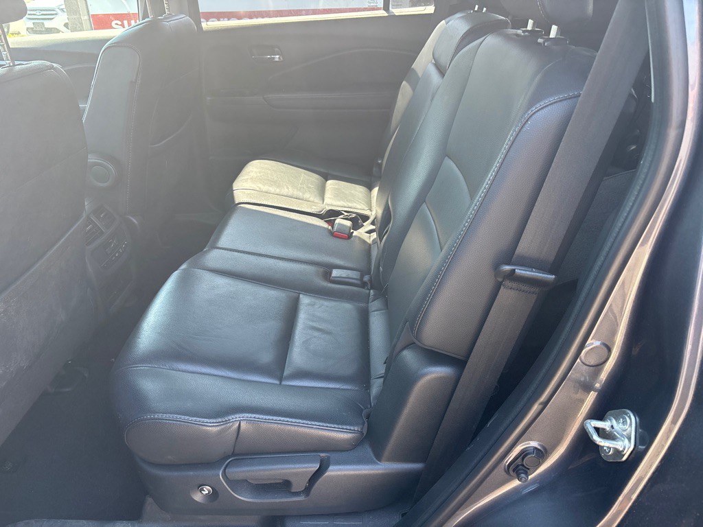 2017 Honda Pilot Image 9