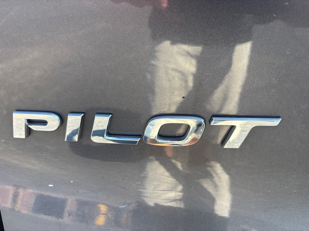 2017 Honda Pilot Image 30