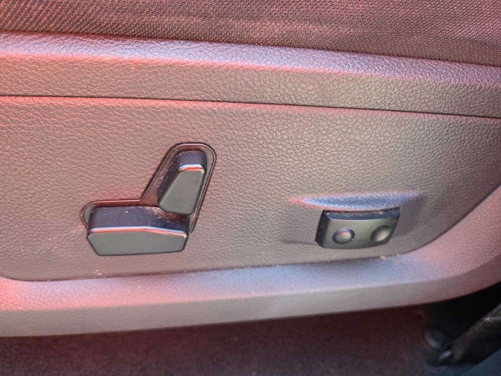 2011 Dodge Ram 1500 Image 14