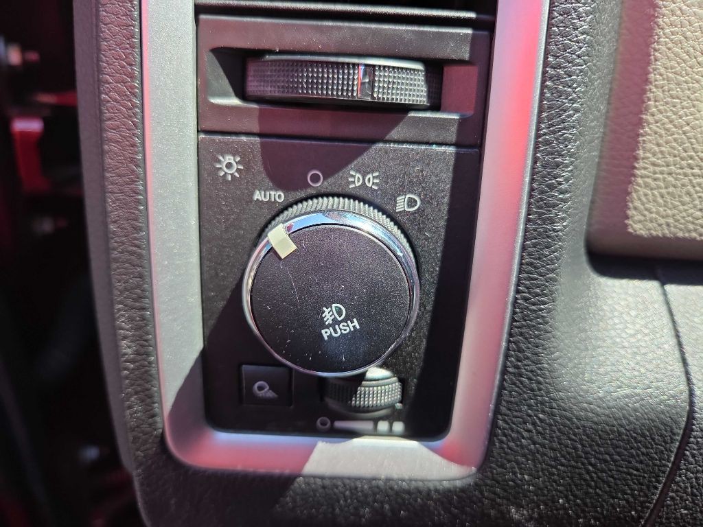 2011 Dodge Ram 1500 Image 15