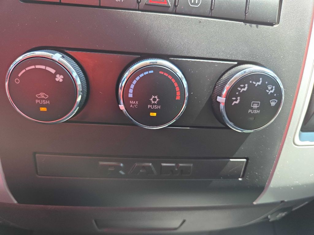 2011 Dodge Ram 1500 Image 25