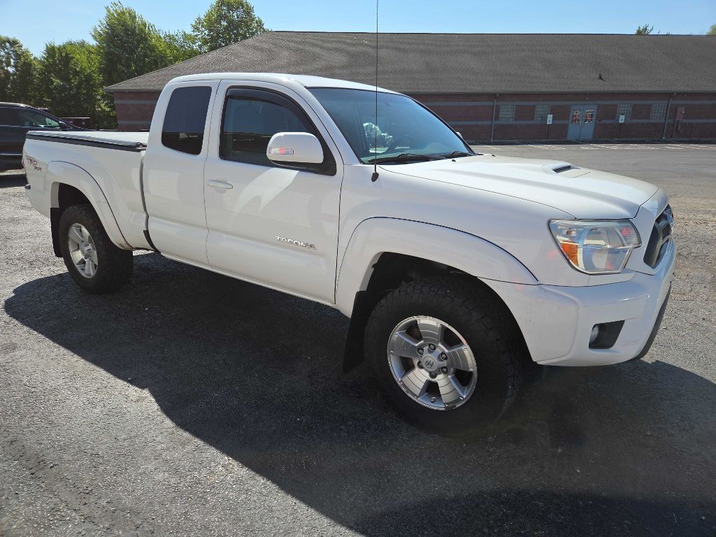 2013 Toyota Tacoma Image 4