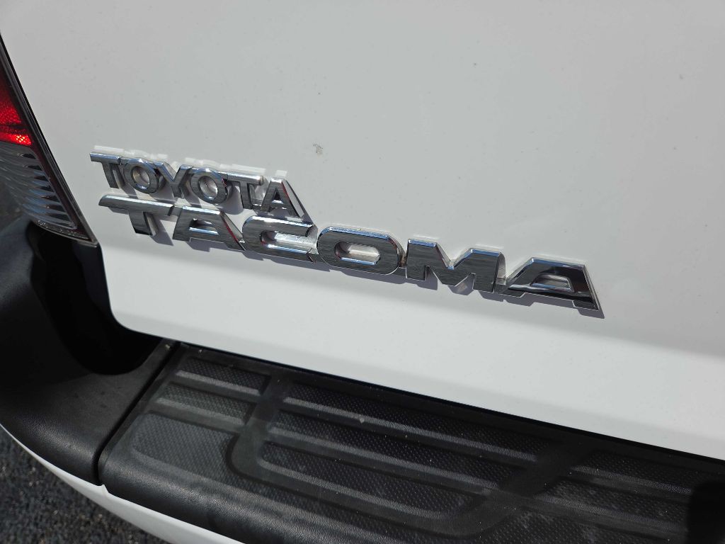 2013 Toyota Tacoma Image 31