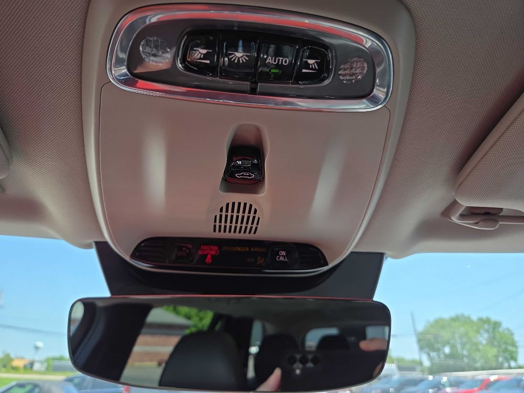 2018 Volvo XC90 Image 22
