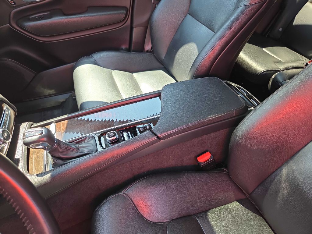 2018 Volvo XC90 Image 29