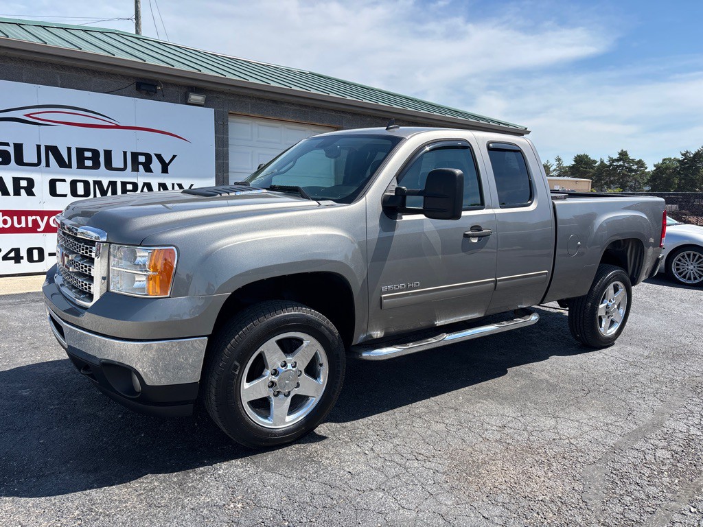 2013 GMC Sierra Image 2