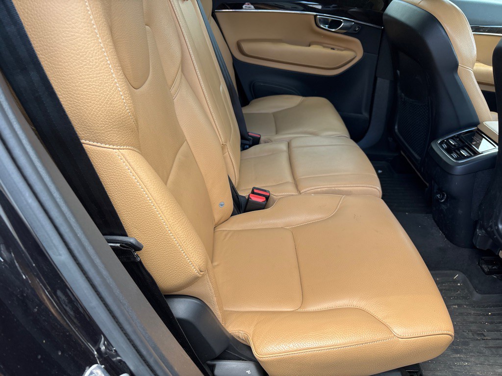 2018 Volvo XC90 Image 11