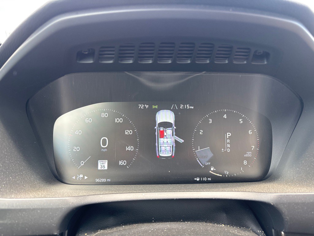 2018 Volvo XC90 Image 17