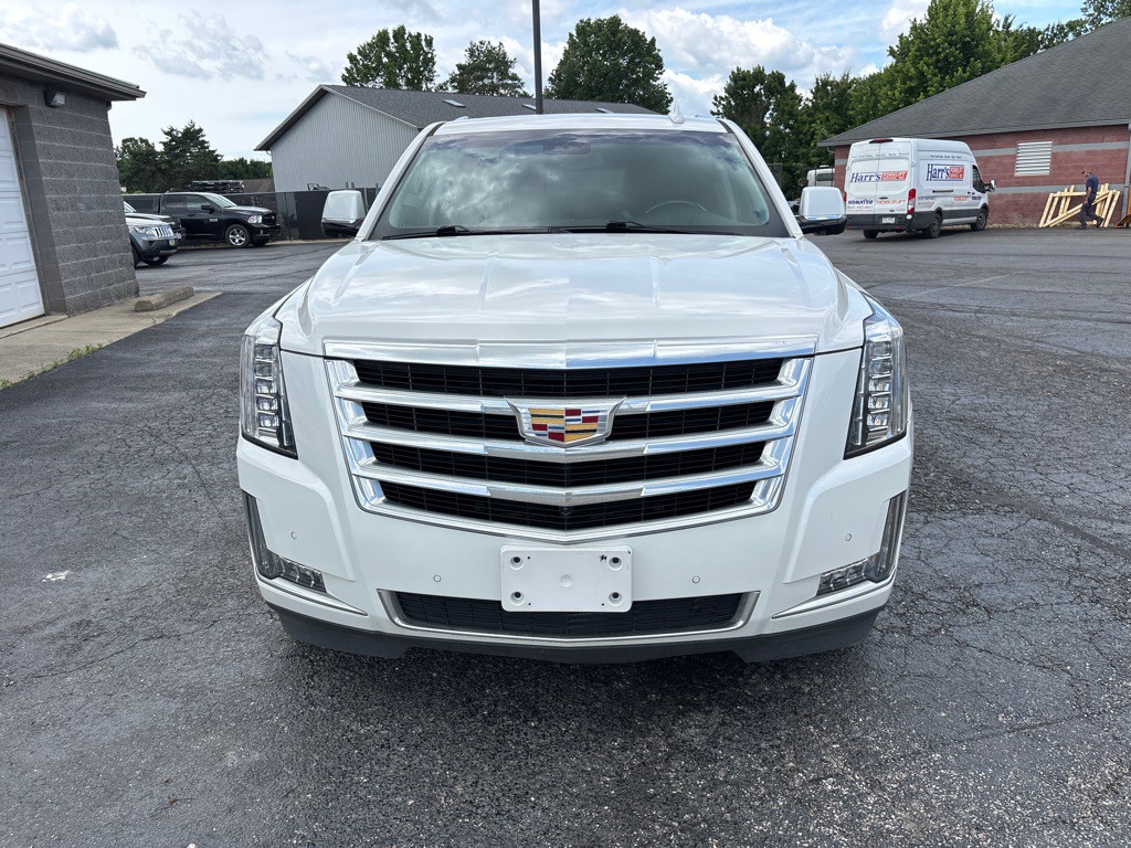 2019 Cadillac Escalade Image 3