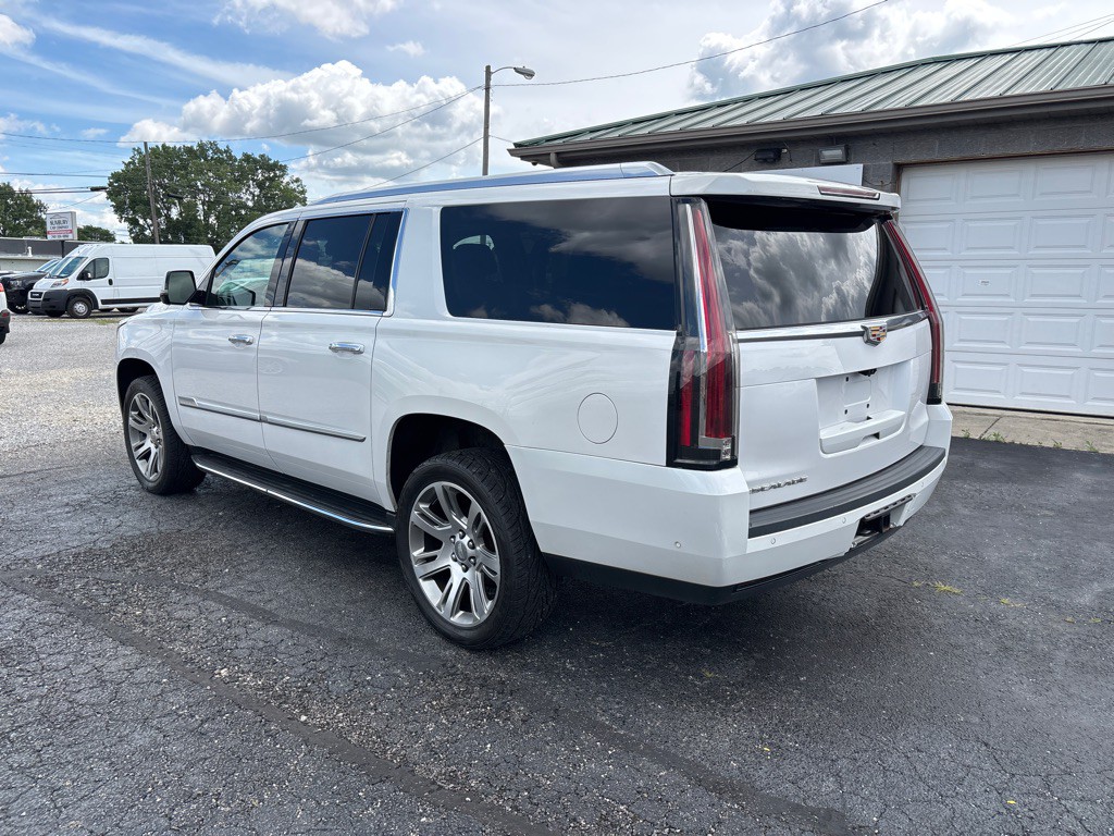2019 Cadillac Escalade Image 7