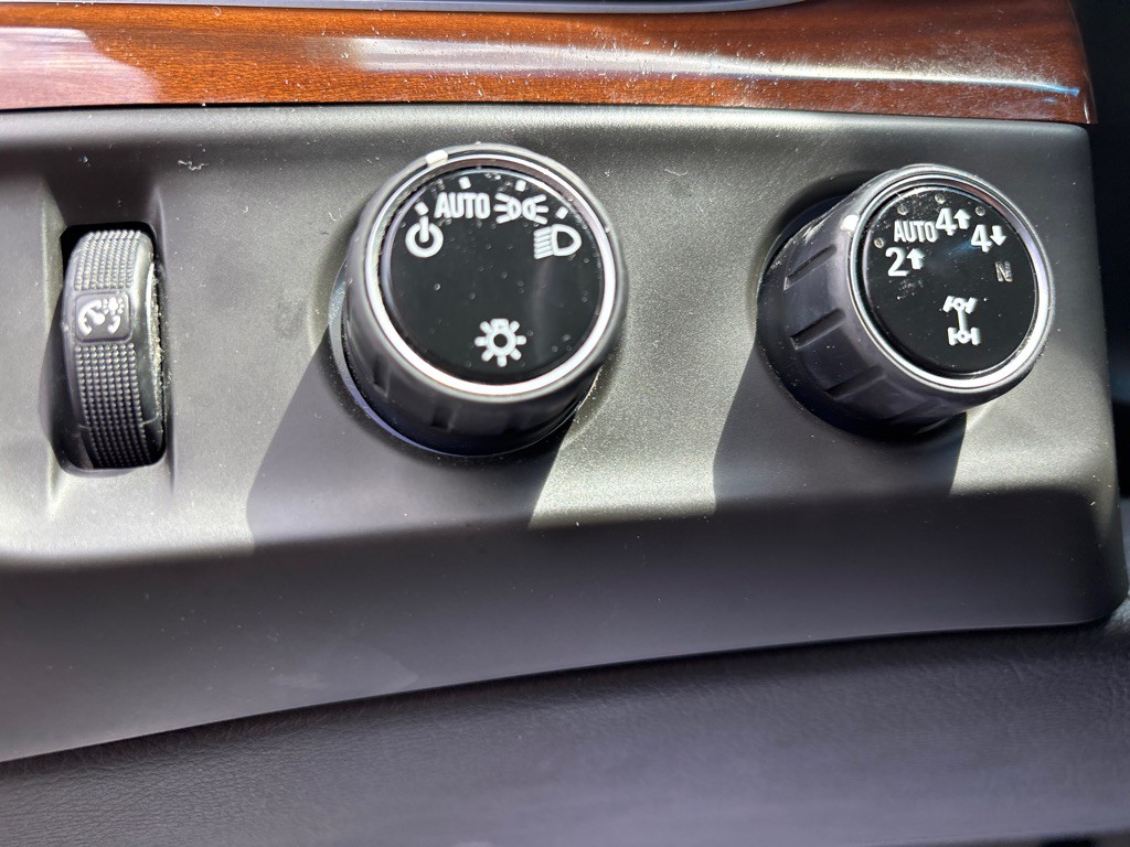 2019 Cadillac Escalade Image 17