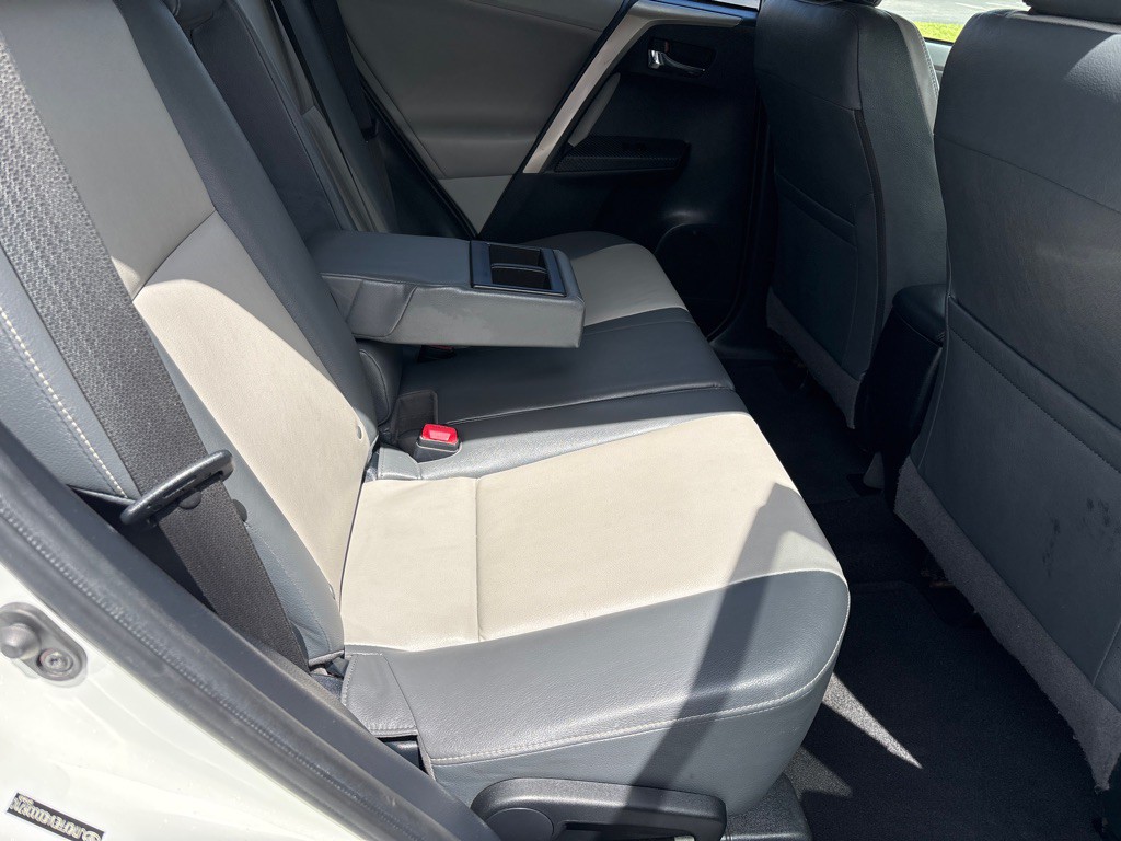 2013 Toyota Rav4 Image 11