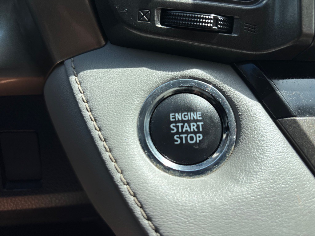 2013 Toyota Rav4 Image 19