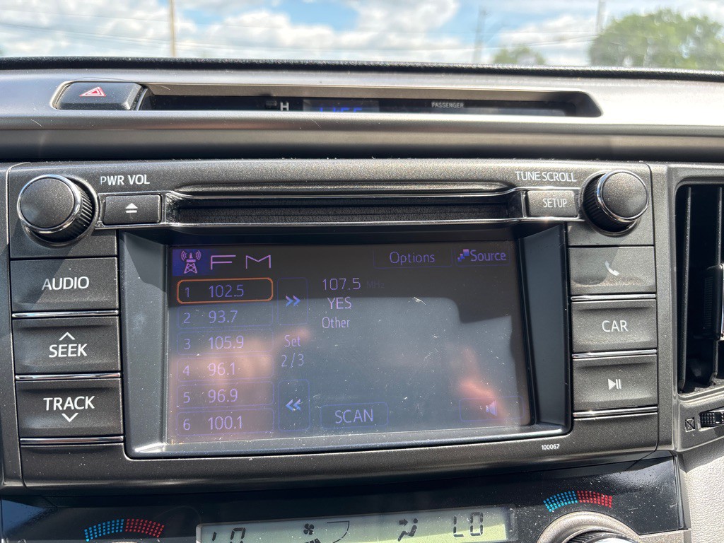 2013 Toyota Rav4 Image 21