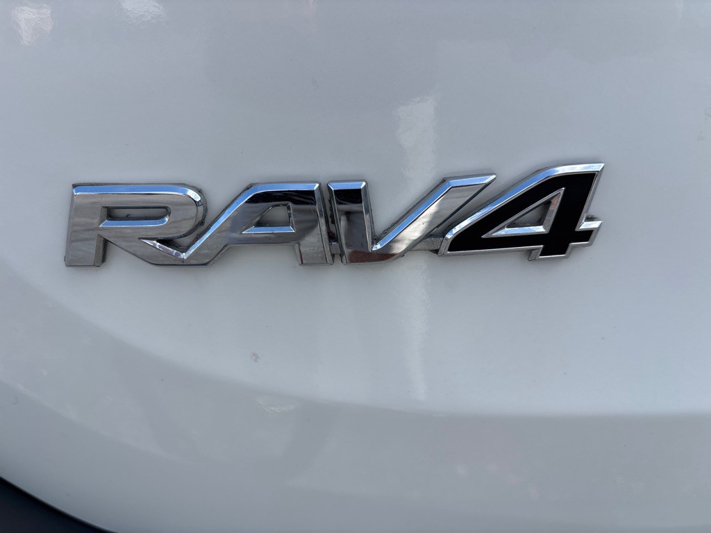 2013 Toyota Rav4 Image 30