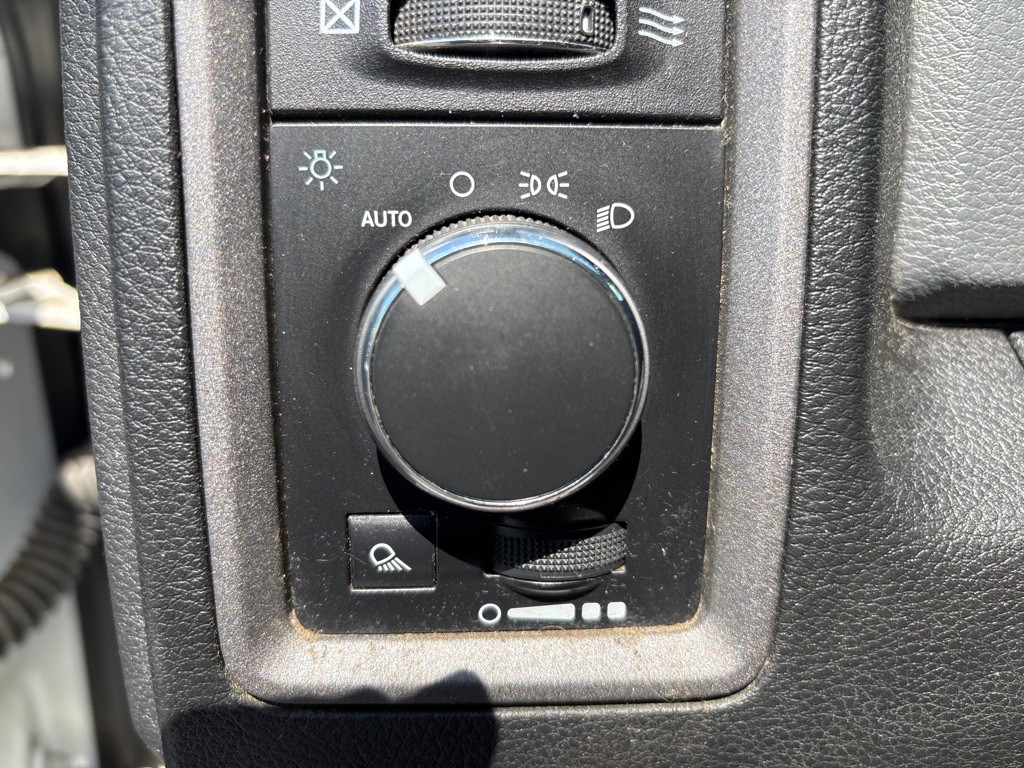 2017 RAM 1500 Image 11