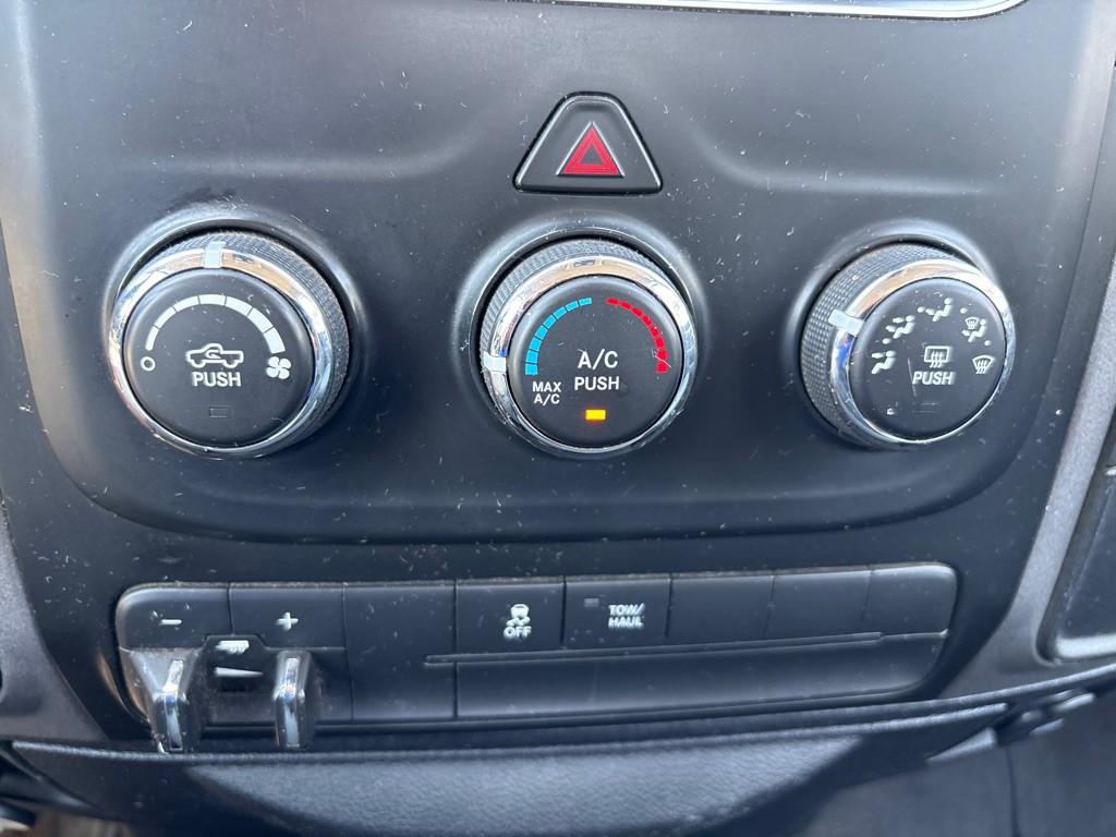 2017 RAM 1500 Image 19