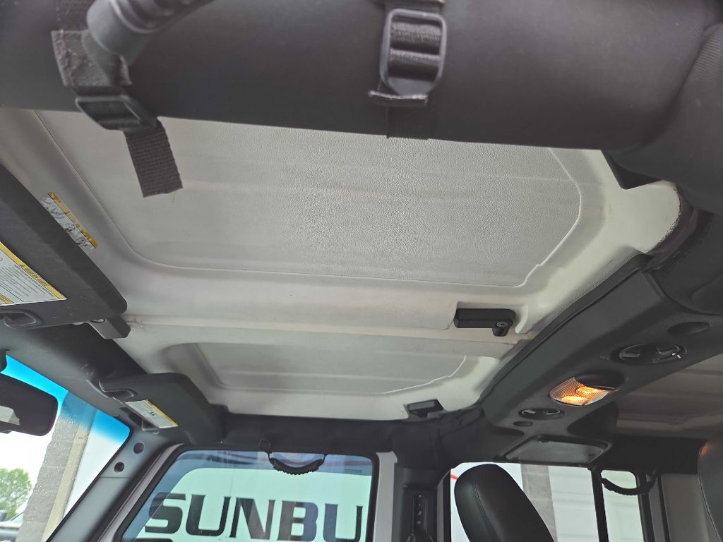 2016 Jeep Wrangler Unlimited Image 24